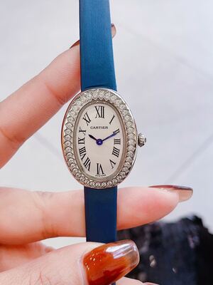 Gucci Vintage Watch view 11