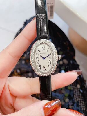 Gucci Vintage Watch view 16