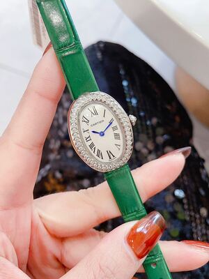 Gucci Vintage Watch view 17