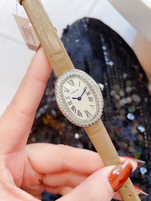 Gucci Vintage Watch view 18