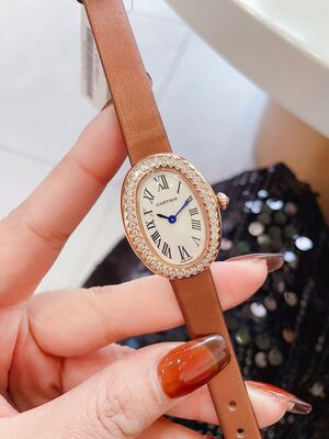 Gucci Vintage Watch view 20