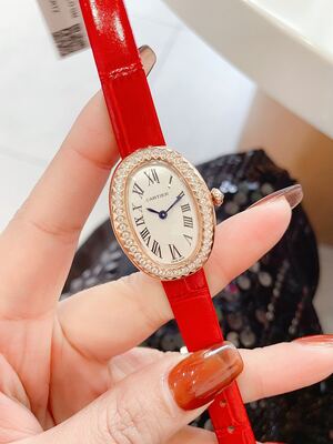 Gucci Vintage Watch view 23