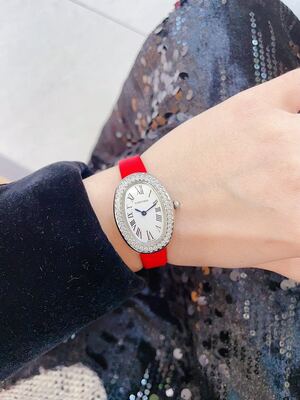 Gucci Vintage Watch view 9
