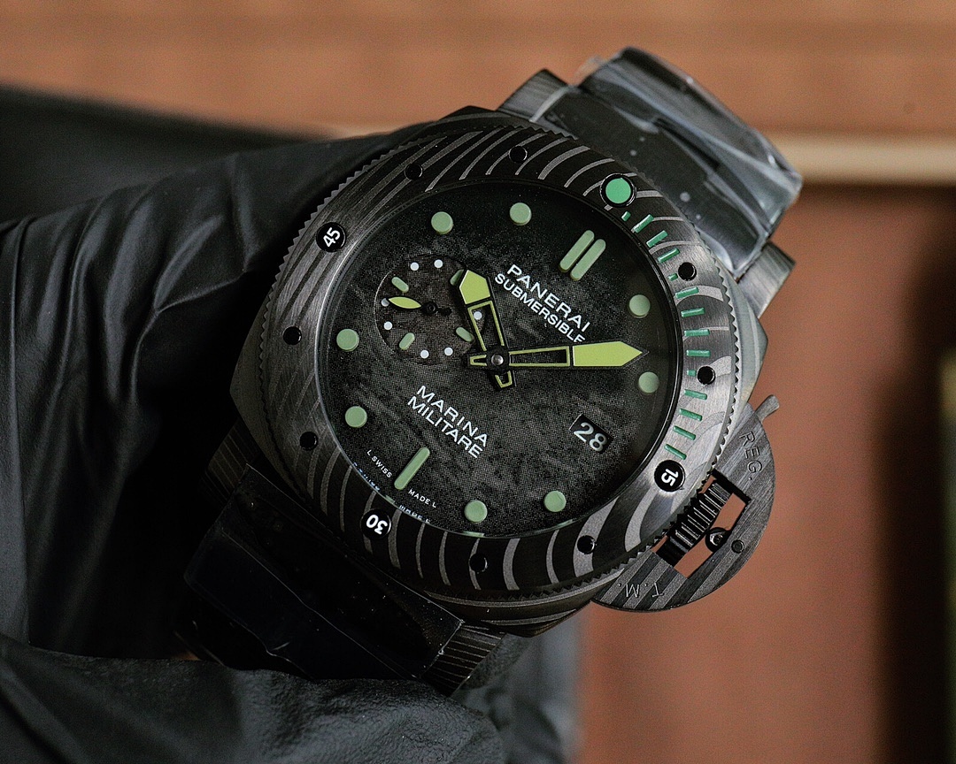 Panerai Submersible Watch view