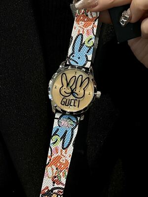 Gucci Bee Watch view 21