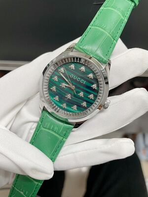 Gucci Bee Watch view 12