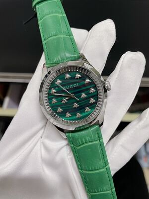 Gucci Bee Watch view 14