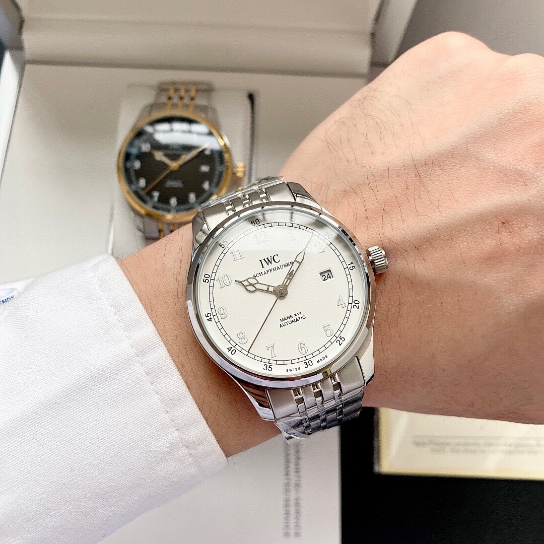 IWC Mane XVI Watch view