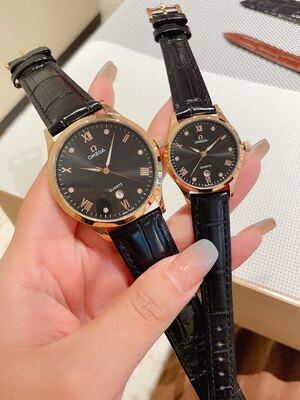 Omega Quartz Watch view 7