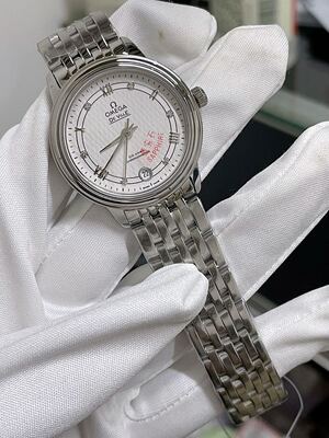 Omega Seamaster Watch view 5