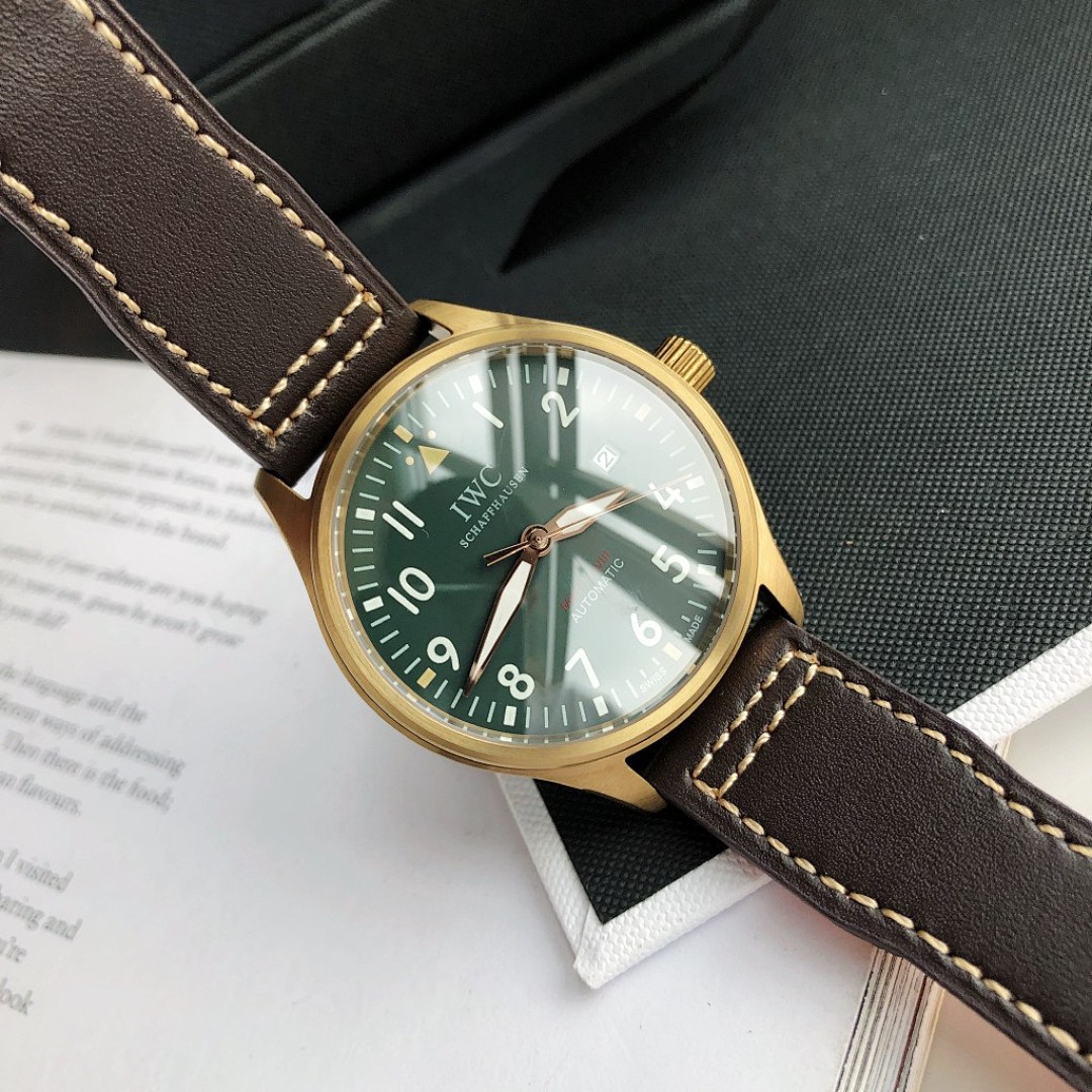 IWC Pilot Mark Watch view