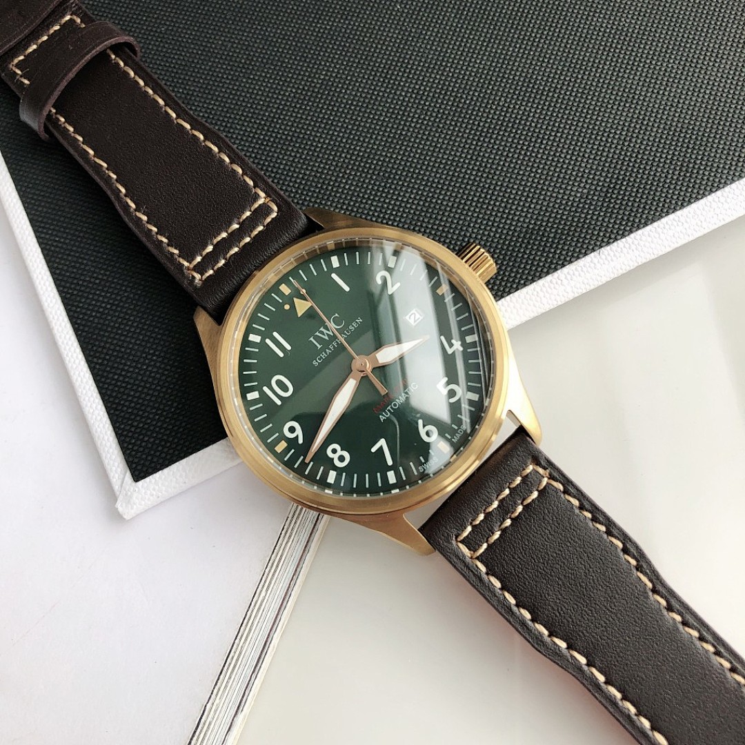 IWC Pilot Mark Watch view
