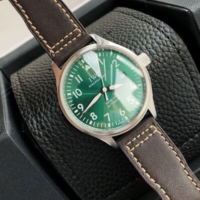 IWC Pilot Watch view 5