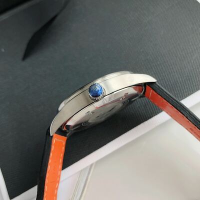 IWC Schaffhausen Watch view 4