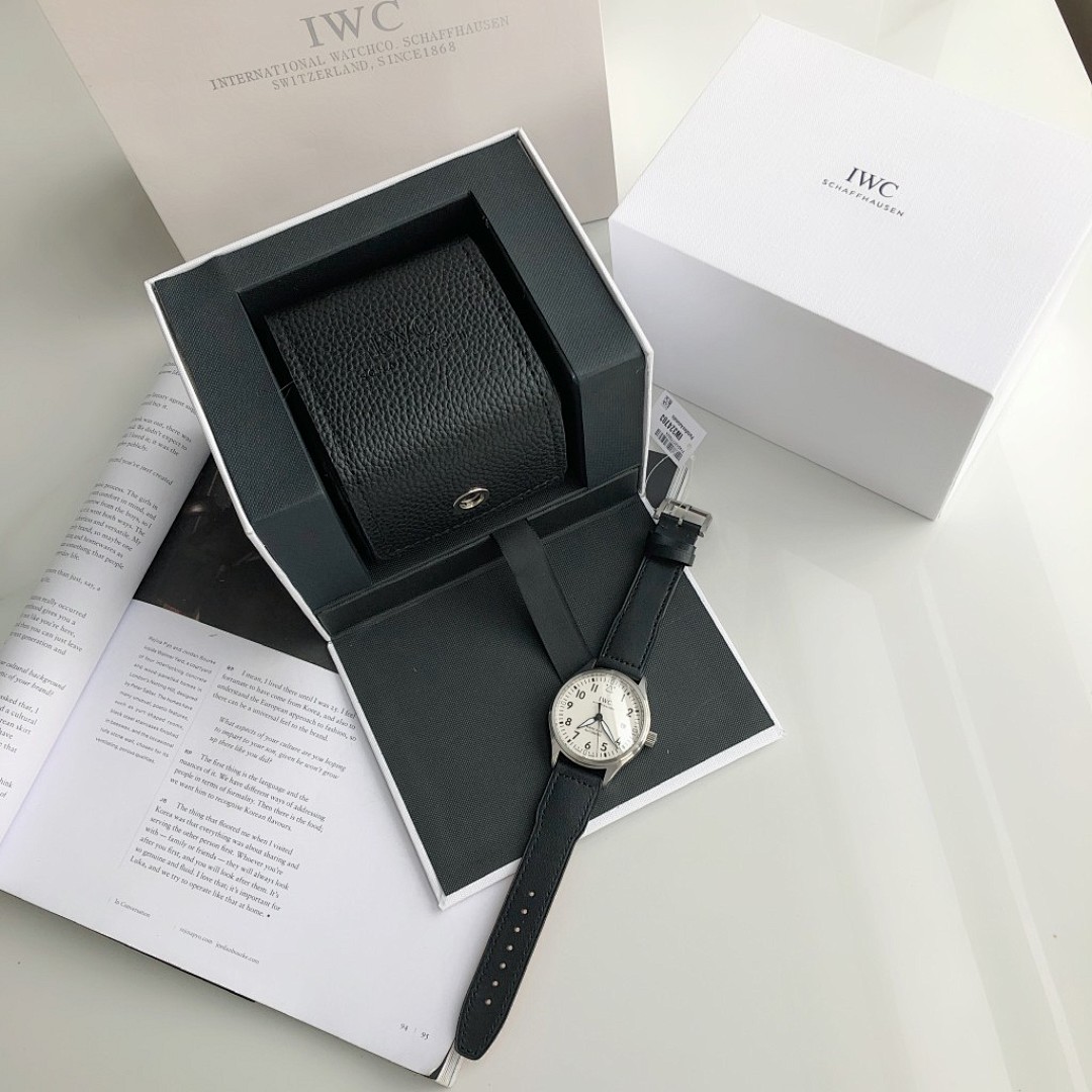 IWC Schaffhausen Watch view