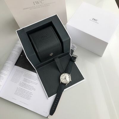 IWC Schaffhausen Watch view 9