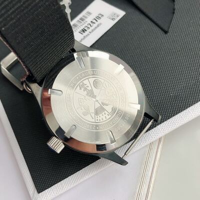 IWC Schaffhausen Pilot Watch view 3