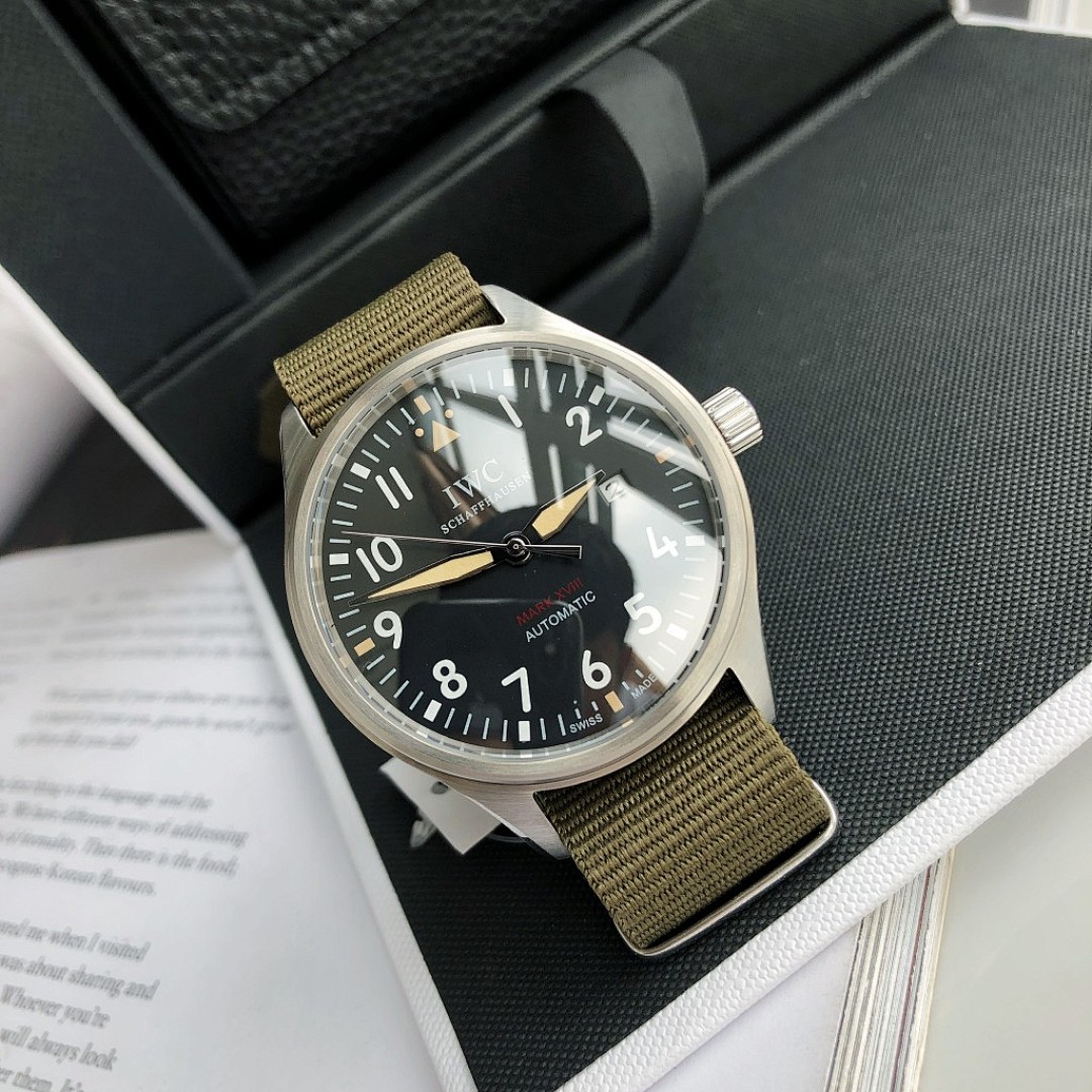 IWC Schaffhausen Watch view