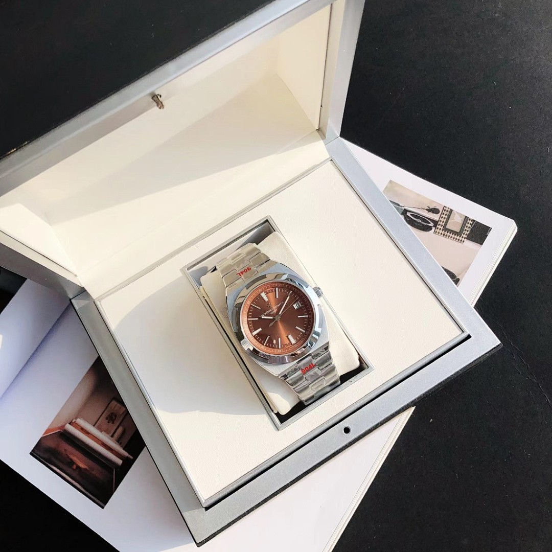 Vacheron Constantin Overseas Watch view