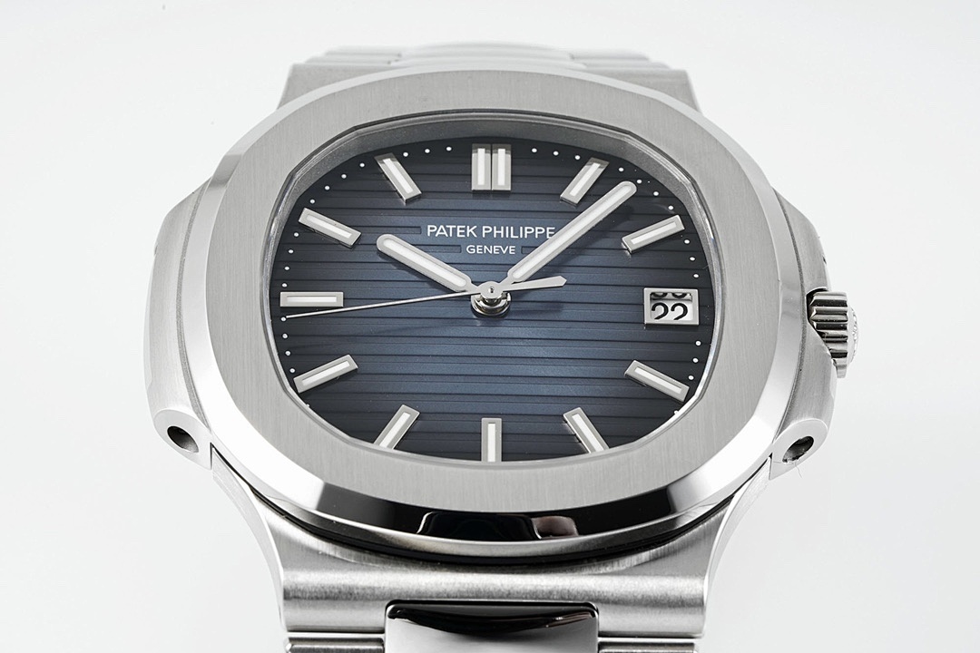 Patek Philippe Nautilus Watch view