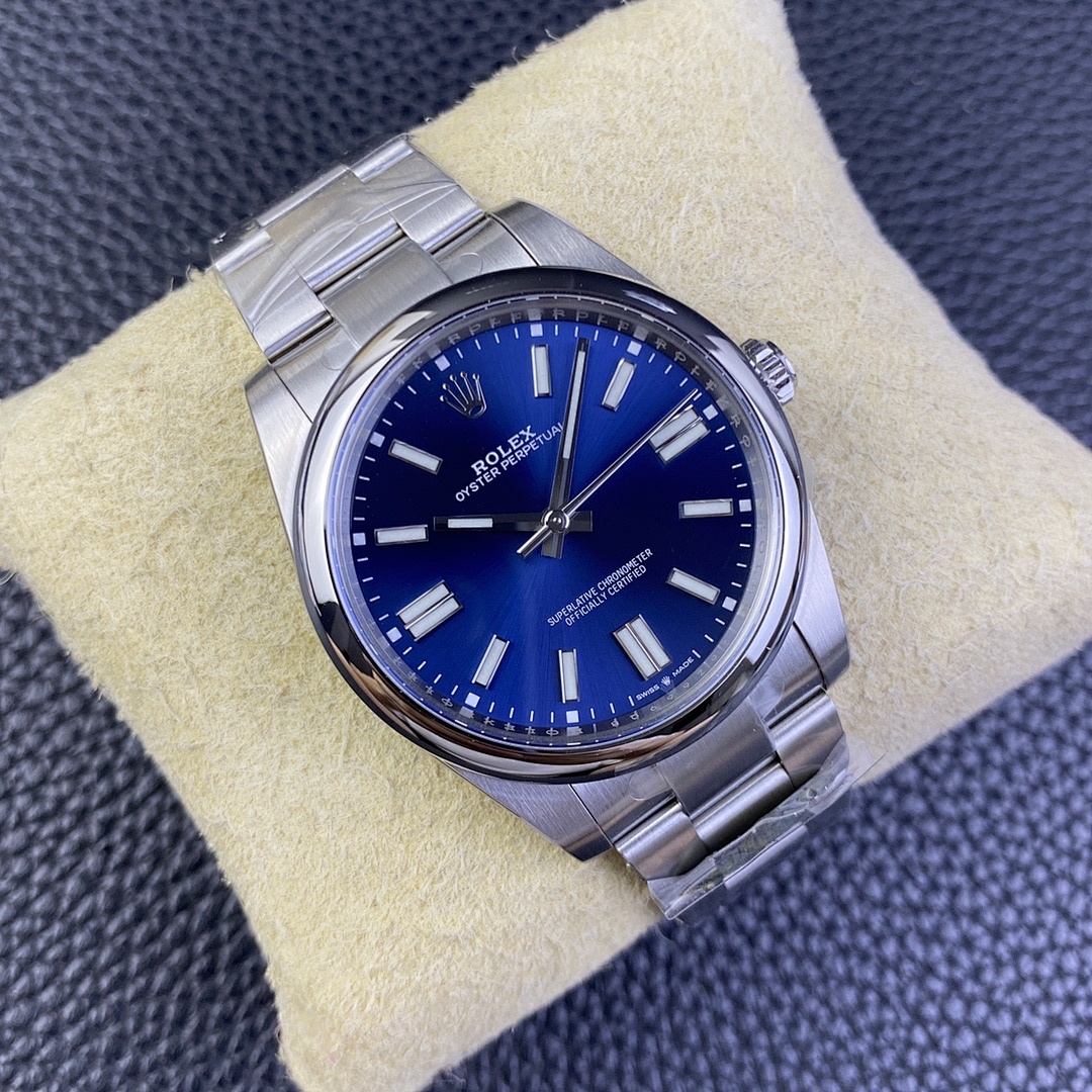 Rolex Submariner Watch view