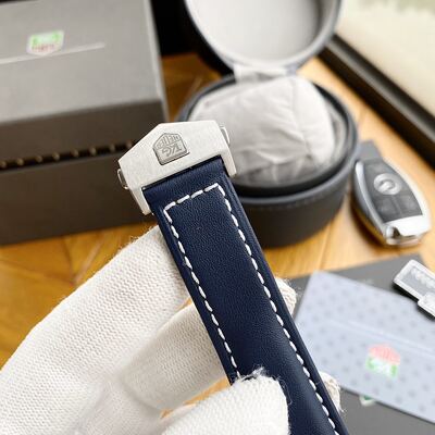 Tag Heuer Autavia Watch view 2