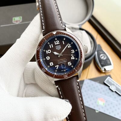 Tag Heuer Autavia Watch view 8