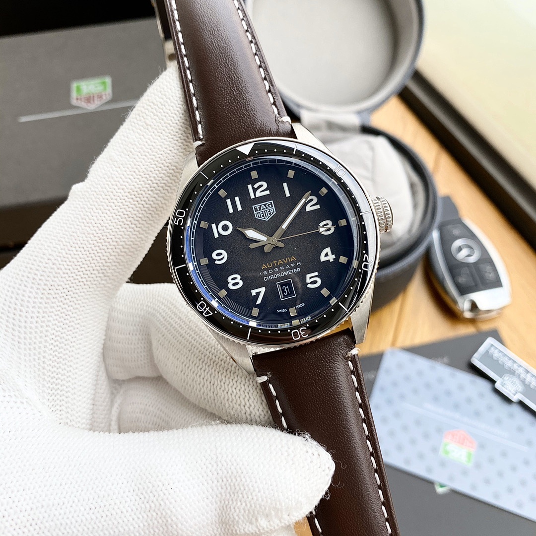 Tag Heuer Autavia Watch view