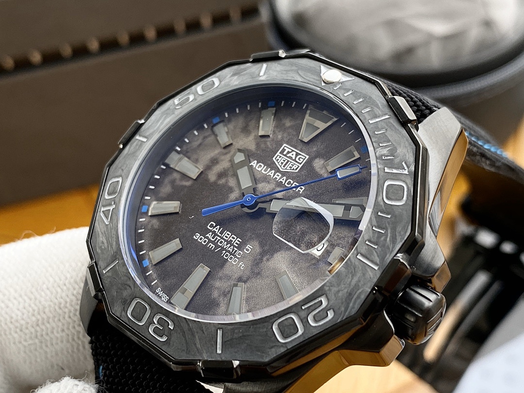 Tag Heuer Aquaracer Watch