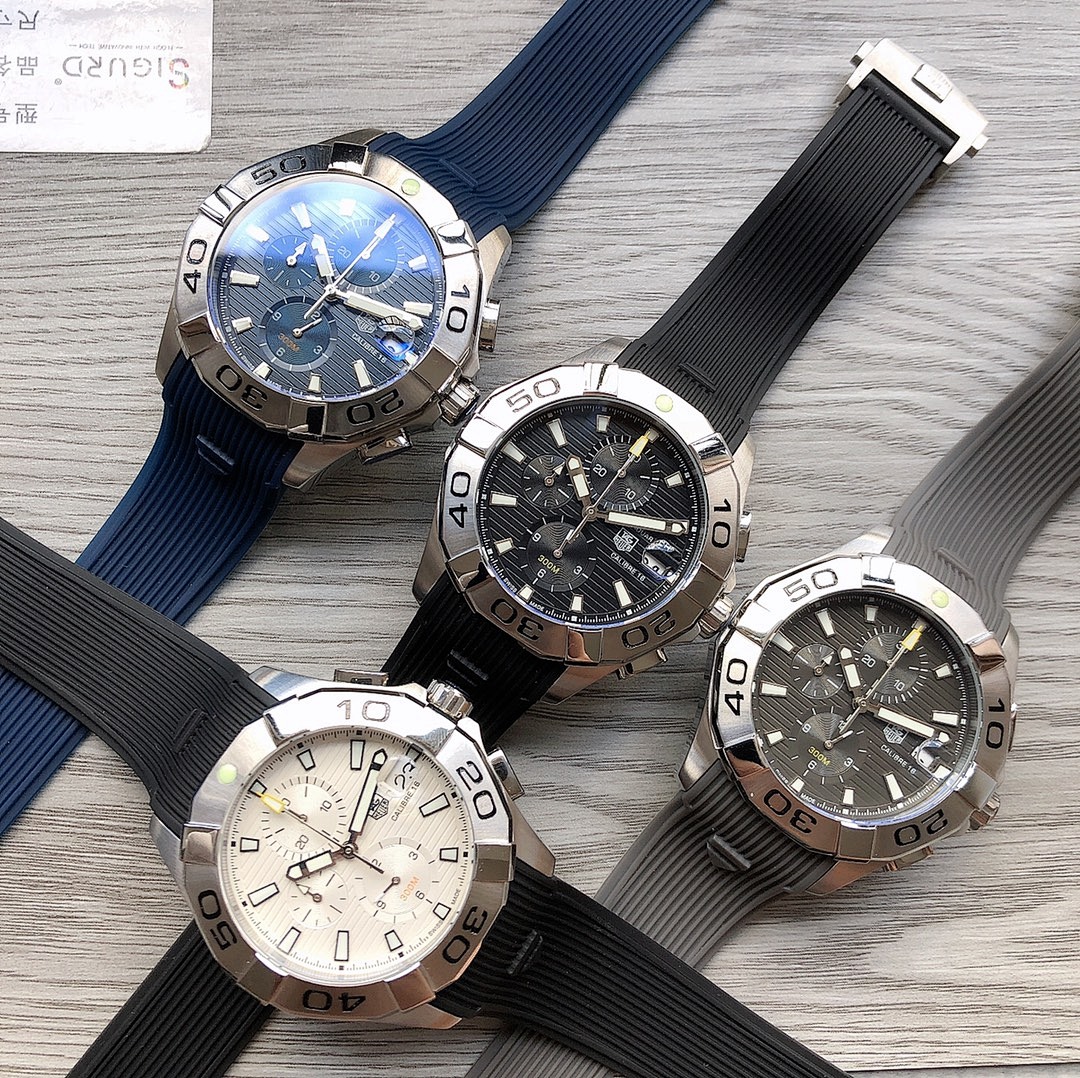 Tag Heuer Carrera Watch view