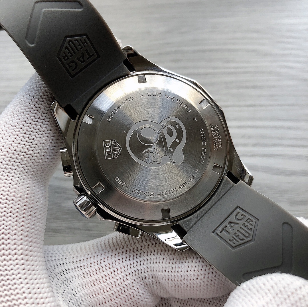 Tag Heuer Carrera Watch view