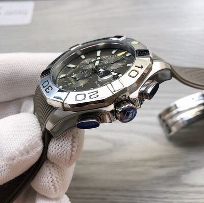 Tag Heuer Carrera Watch view 1