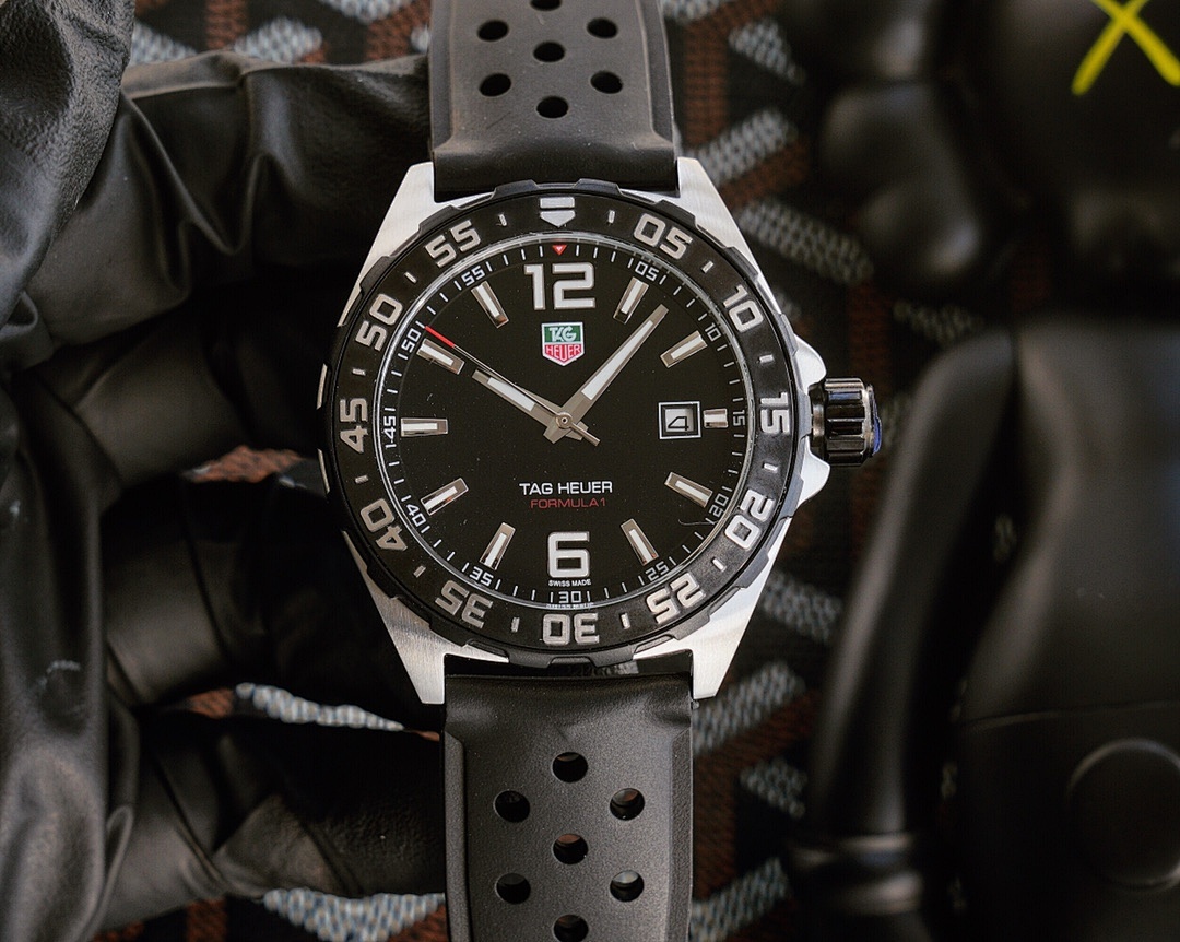 Tag Heuer Formula 1 Watch view