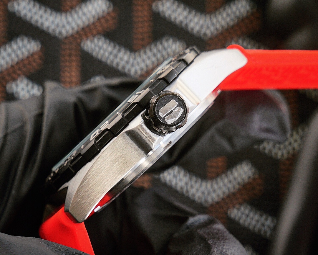 Tag Heuer Formula 1 Watch view
