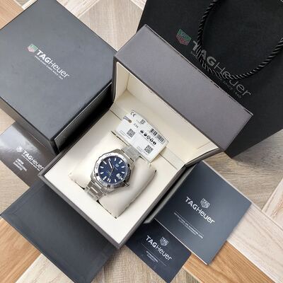 Tag Heuer Aquaracer Watch view 9