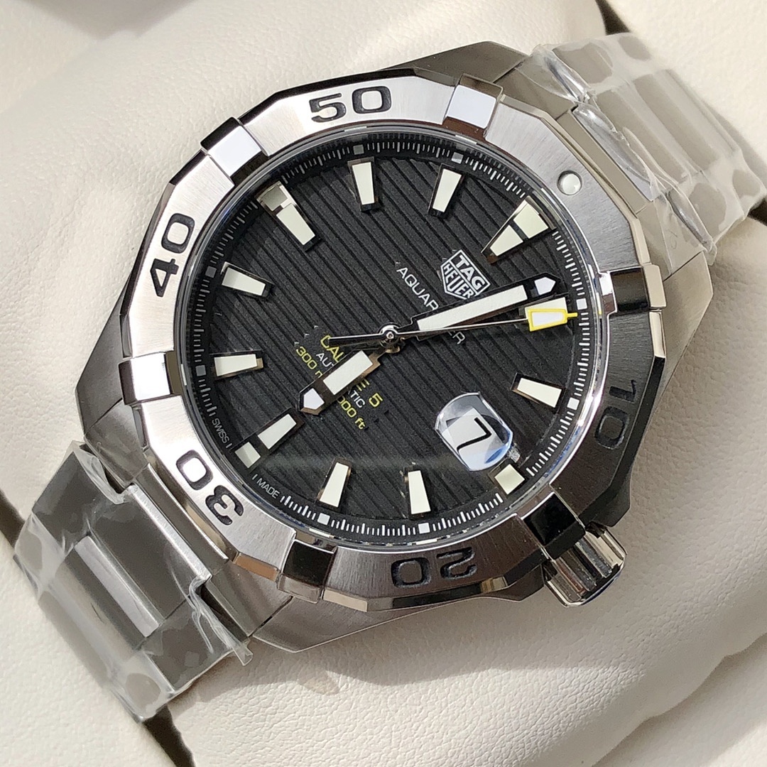 Tag Heuer Aquaracer Watch