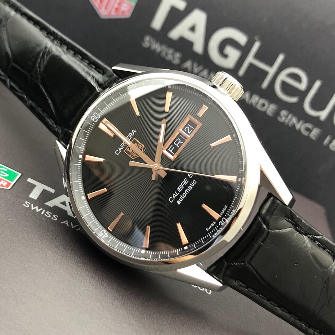 Tag Heuer Carrera Watch view