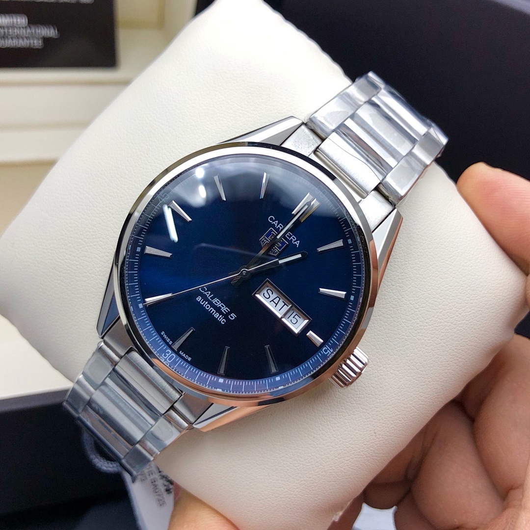 Tag Heuer Carrera Day-Date Watch view
