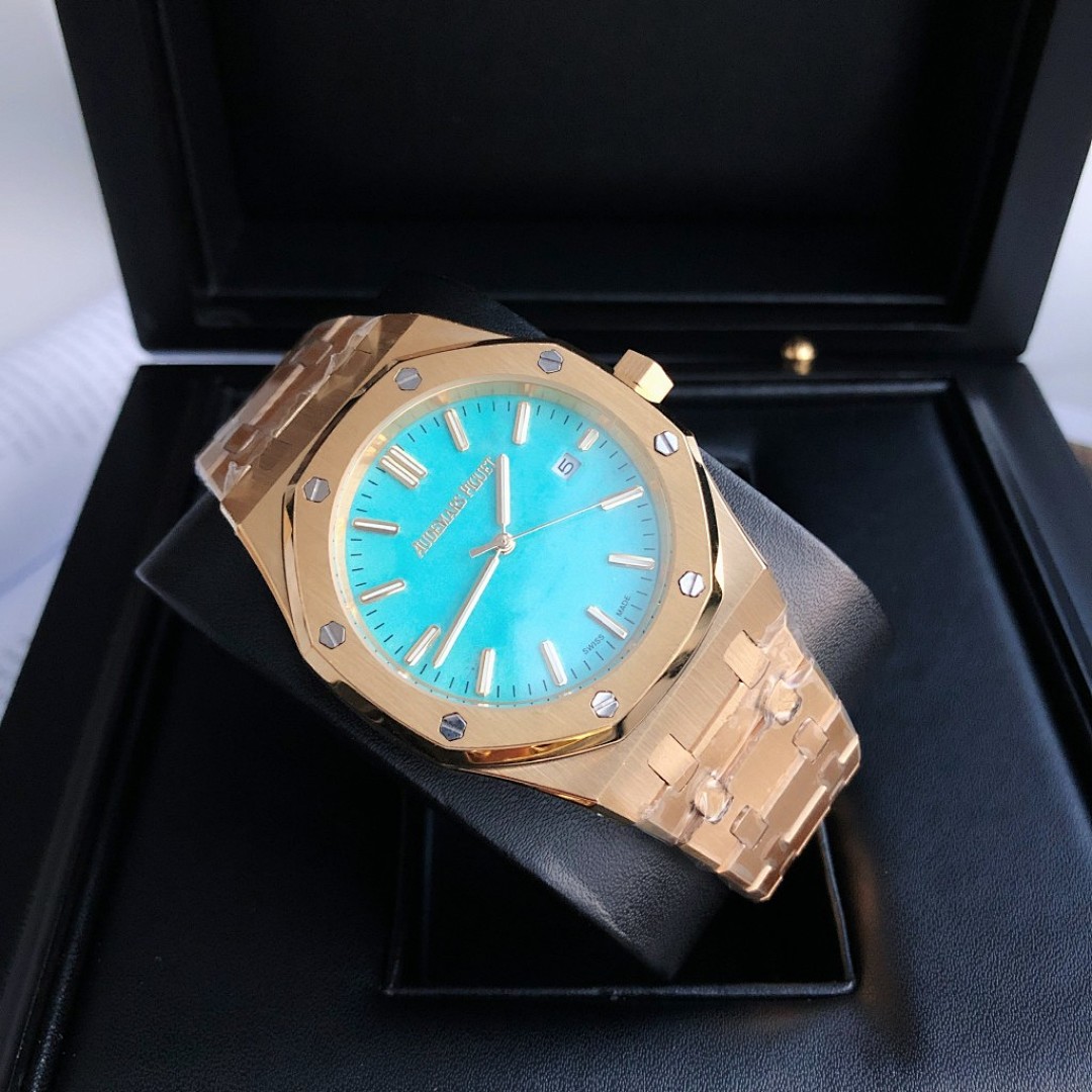 Audemars Piguet Royal Oak Watch view