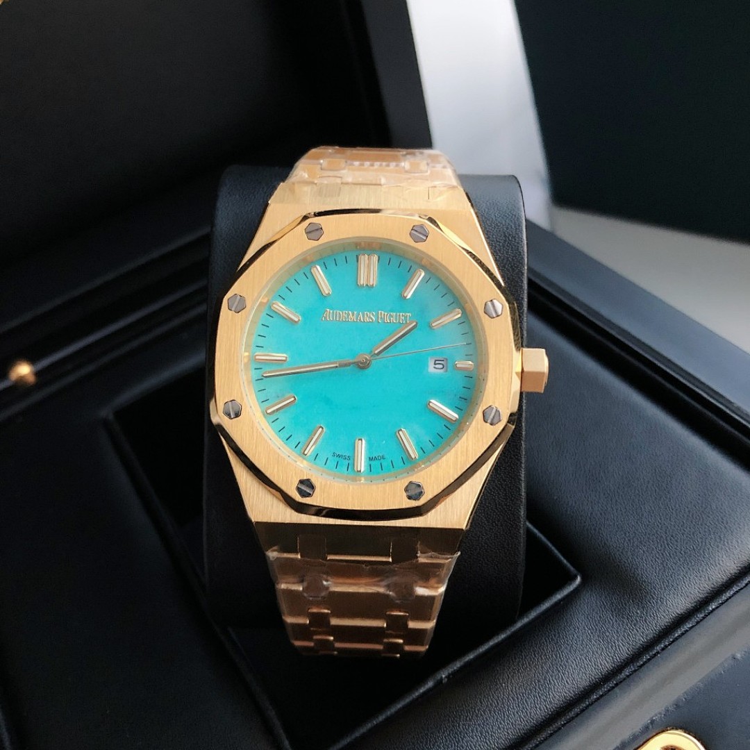 Audemars Piguet Royal Oak Watch view