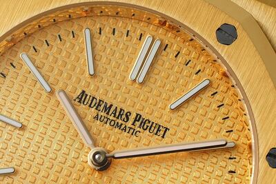 Audemars Piguet Royal Oak Watch view 7