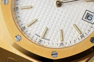 Audemars Piguet Royal Oak Watch view 5