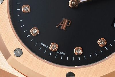 Audemars Piguet Royal Oak Watch view 5
