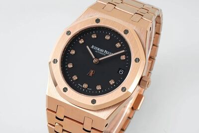 Audemars Piguet Royal Oak Watch view 7
