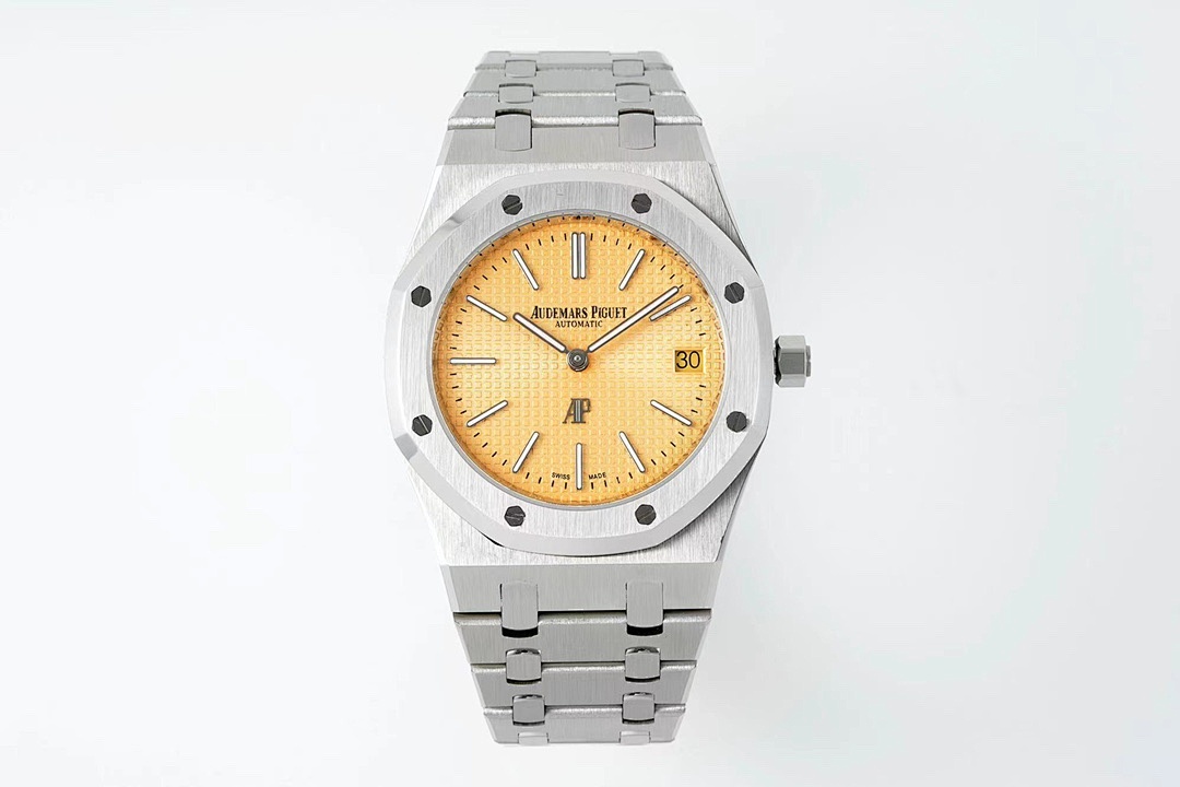 Audemars Piguet Royal Oak Watch view
