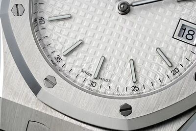 Audemars Piguet Royal Oak Watch view 5