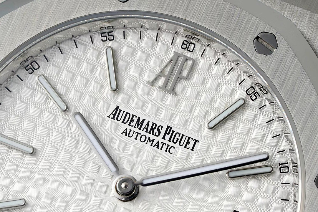 Audemars Piguet Royal Oak Watch view