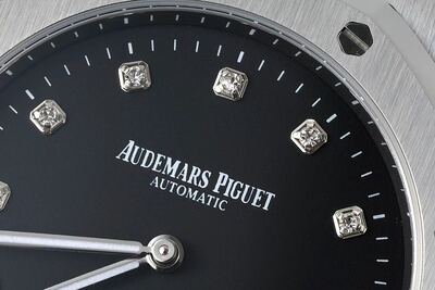 Audemars Piguet Royal Oak Watch view 6