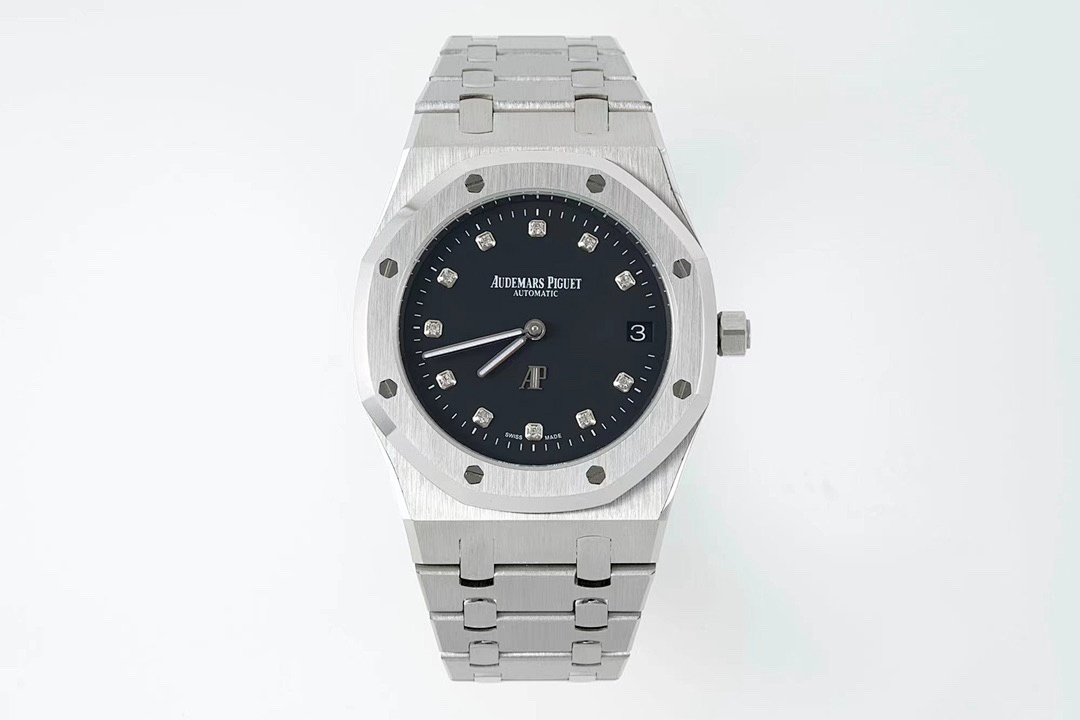 Audemars Piguet Royal Oak Watch view