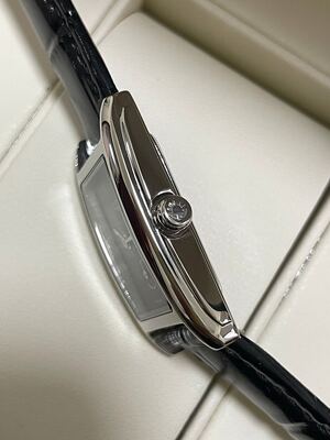 Longines DolceVita Watch view 11